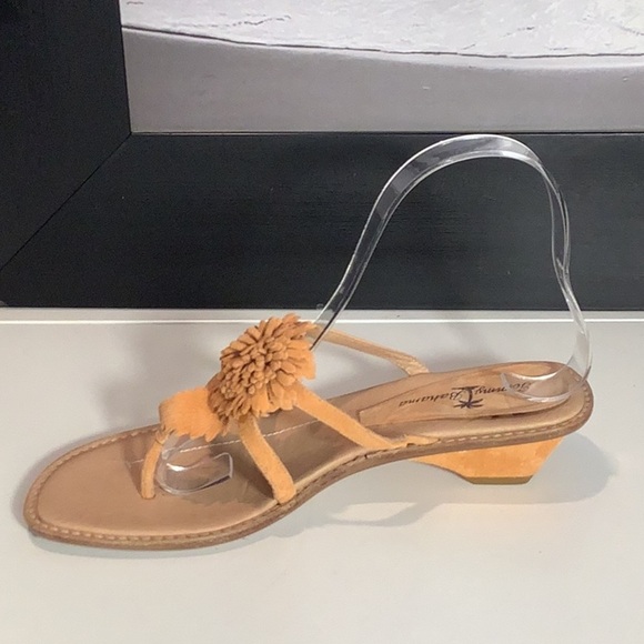Tommy Bahama Peach Suede Flower Thong Slip On Low Heel Sandal Sz 6.5 - Picture 3 of 12
